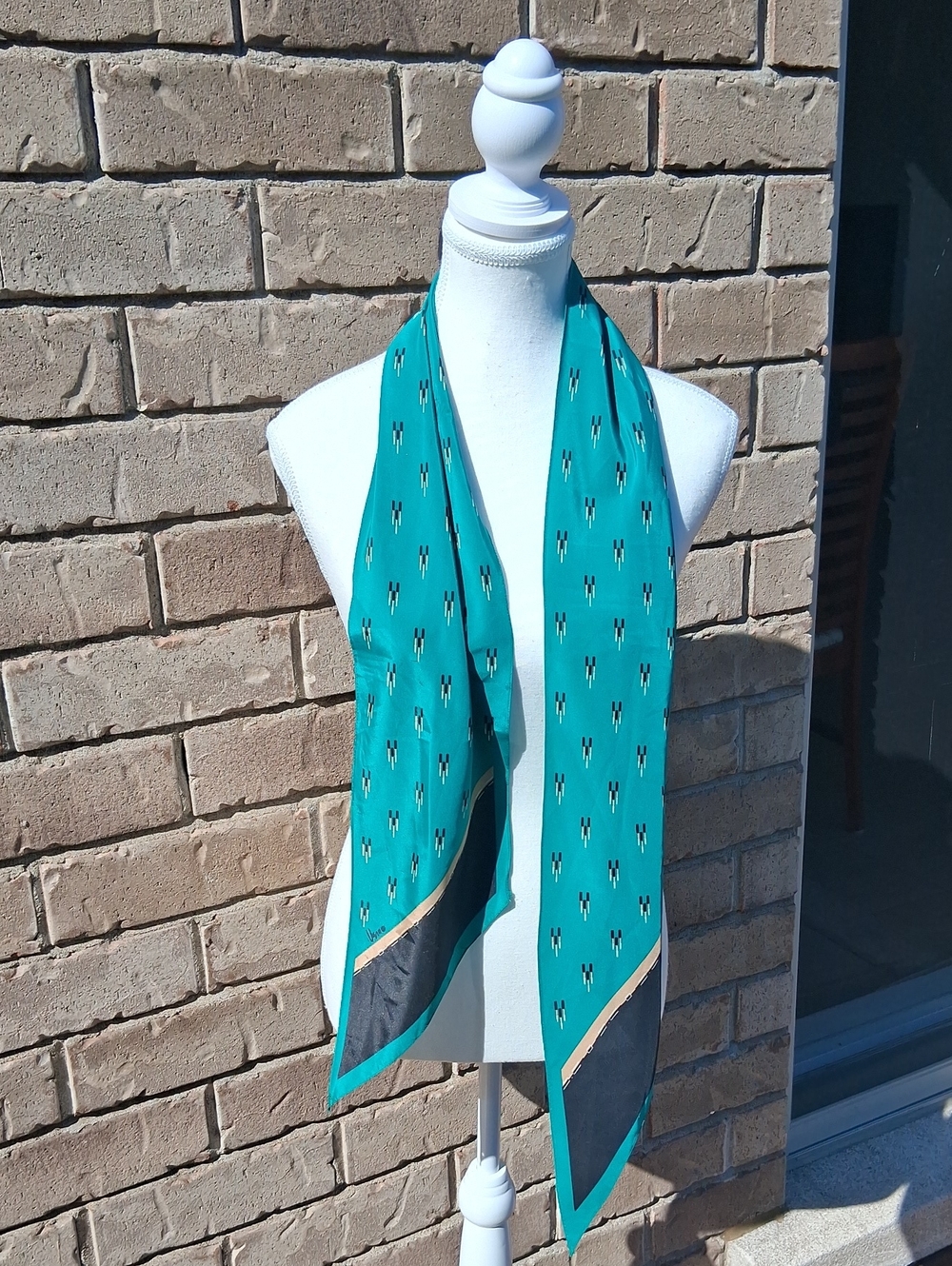 Vtg Vera Neumann Teal Green Silk Oblong Geometric Pront Signed Scarf